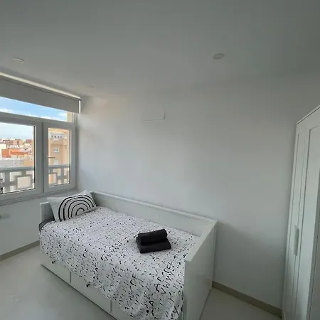 Paseo Maritimo Apartment *